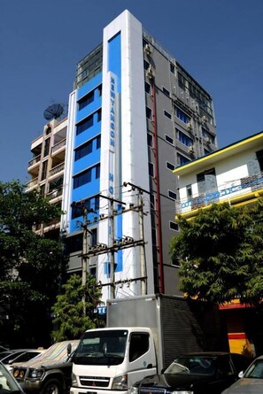 Exterior - New Yangon Hotel (Yangon)