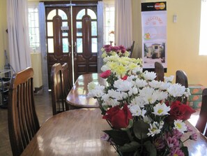 Dining - Golden Guest Inn (Yangon)