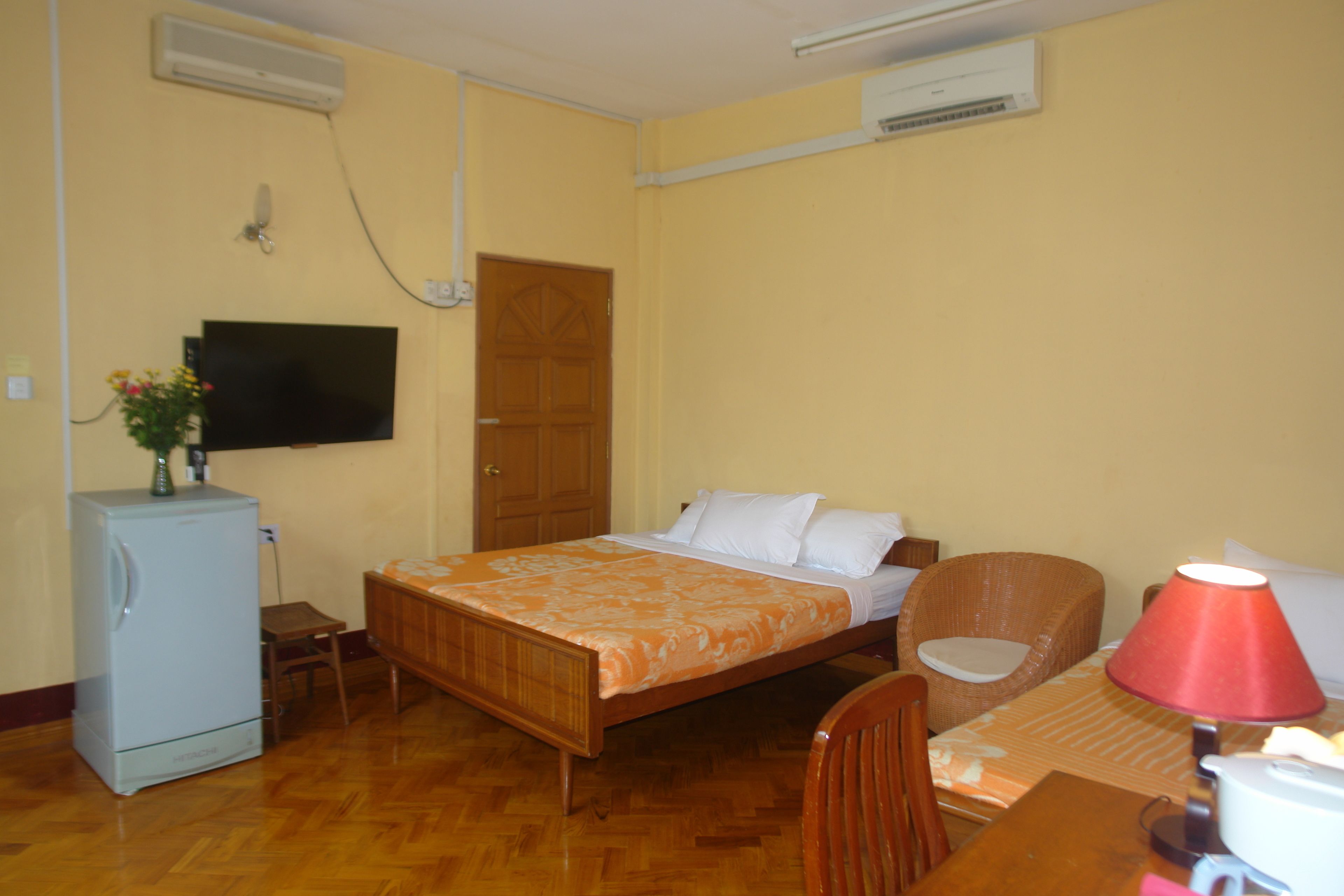 standard double room | minibar, in-room safe, free wifi