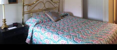 Wi-Fi gratuit, draps fournis