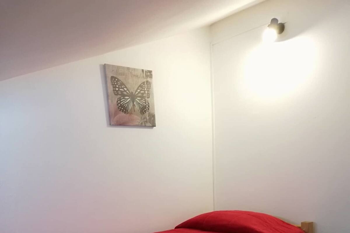 Single room with shared bathroom