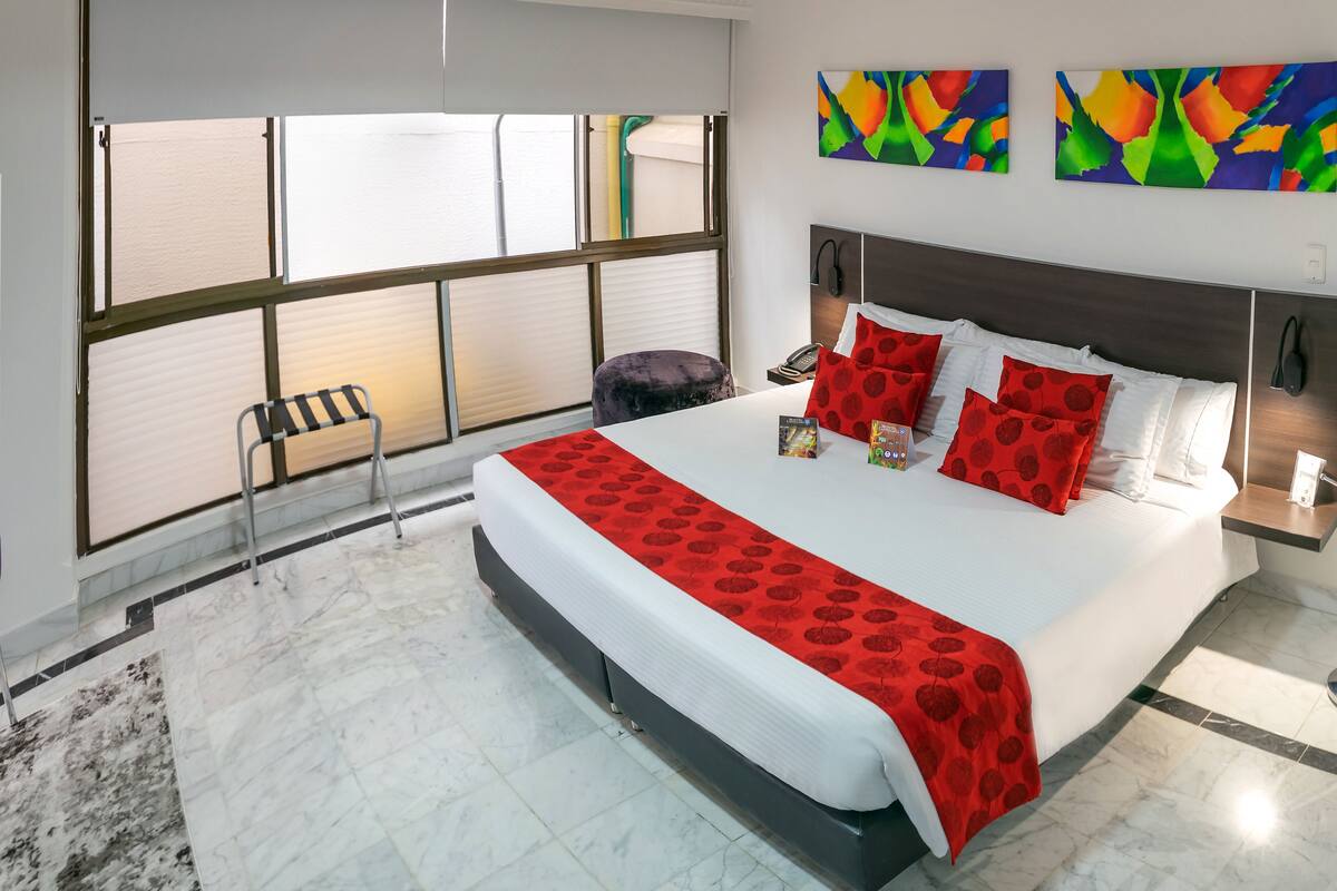 superior double room | 1 bedroom, minibar, free wifi, bed sheets