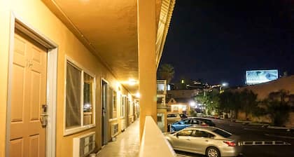 Hollywood La Brea Inn