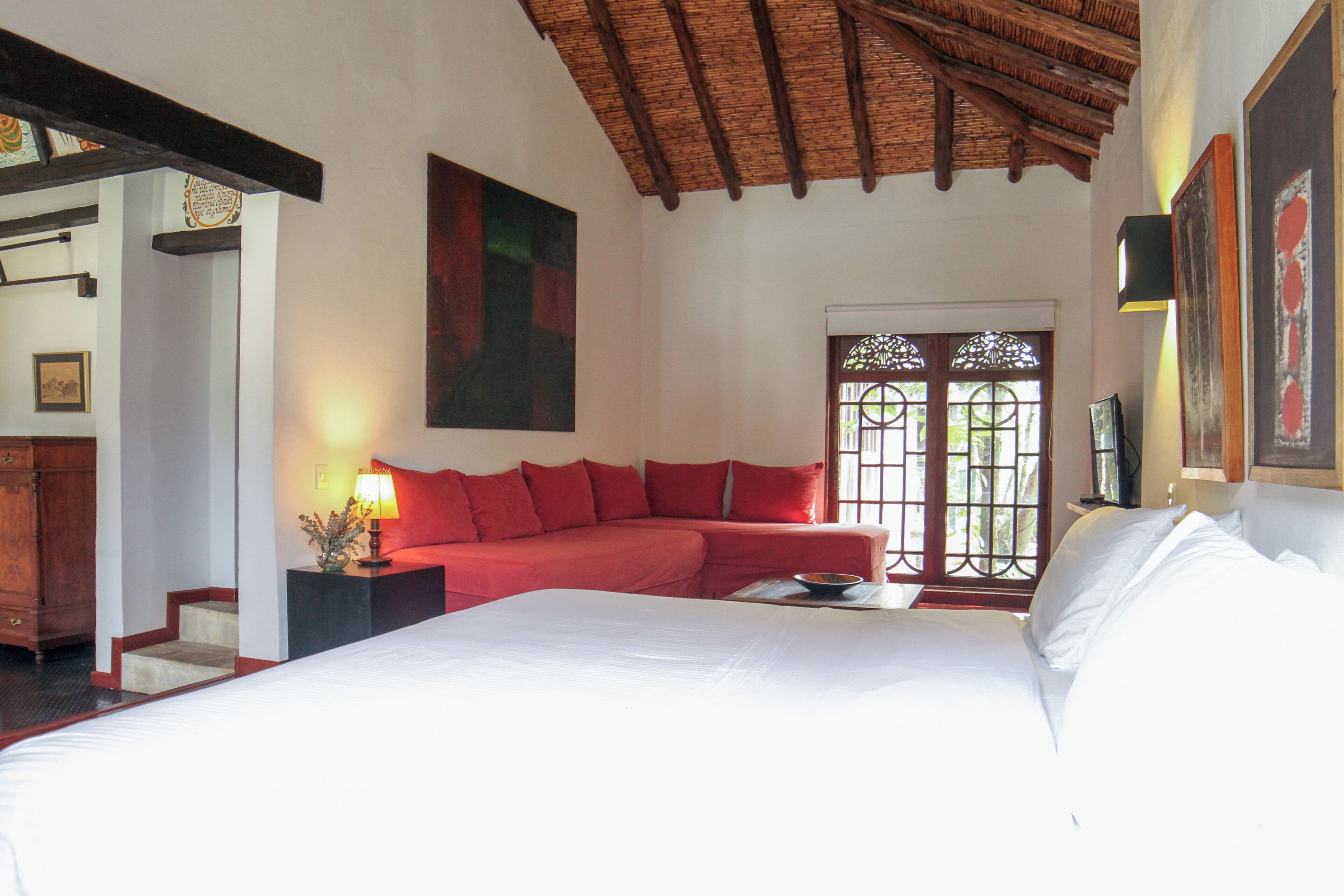 Superior Duplex | Premium bedding, individually decorated, individually furnished