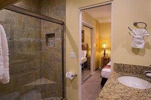 Appart'hôtel, 1 chambre (Oceanfront with Pull out Sofa Bed) | Salle de bain
