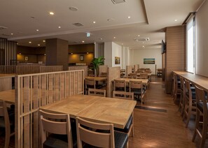 Restaurant - Hotel Route Inn Minami Yokkaichi (Yokkaichi)