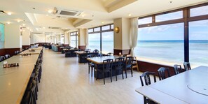 2 restaurants, breakfast, dinner served; international cuisine - Resort Hotel Bel Paraiso (Nakijin)