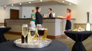 Food and drink - ibis Styles Adelaide Grosvenor (Adelaide)