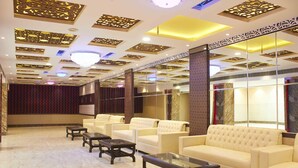 قاعة الولائم والاحتفالات