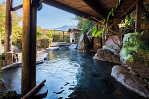 Hot springs - Pension Yufuin (Yufu)