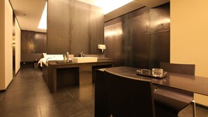 Luxury Double Room - Adlige Hotel (Seoul)