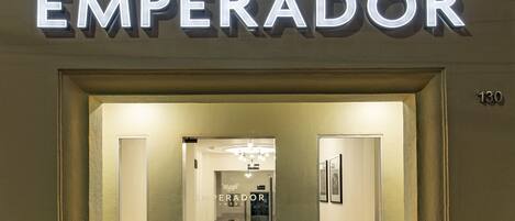 Entrada de la propiedad