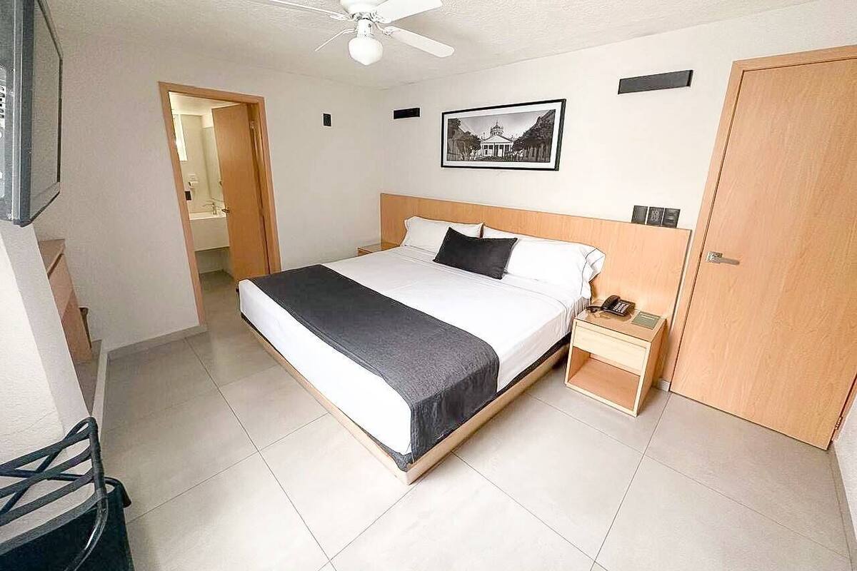 Habitación Deluxe, 1 cama King size | Wifi gratis