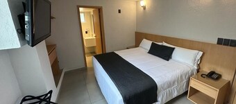 Hotel Emperador Centro Guadalajara y Remodelado