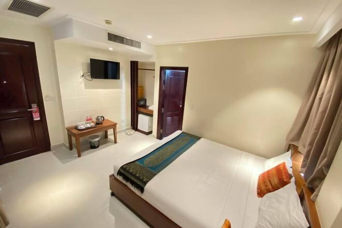 1 bedroom, minibar, in-room safe, desk