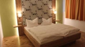 Desk, iron/ironing board, free WiFi, bed sheets