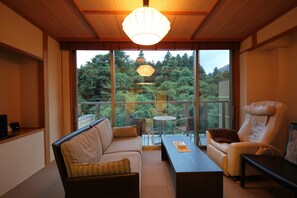 Tsukishiro Traditional Japanese Room