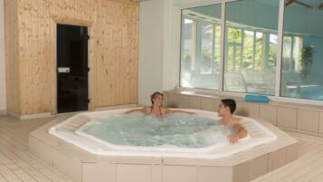 Bain à remous intérieur