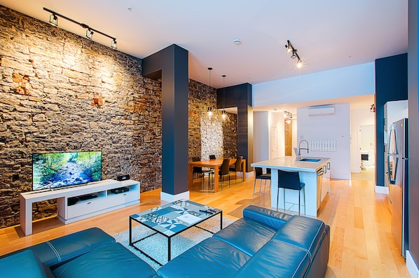 Apartment, 1 Bedroom (RC1) | Iron/ironing board, travel crib, free WiFi, bed sheets