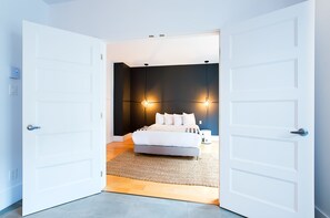 Apartment, 2 Bedrooms (201) | Iron/ironing board, travel crib, free WiFi, bed sheets