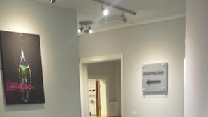 Coin salon dans le hall