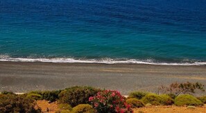 On the beach, snorkeling, beach bar, fishing - Samothraki Beach Apartments and Suites Hotel (Samothrace)