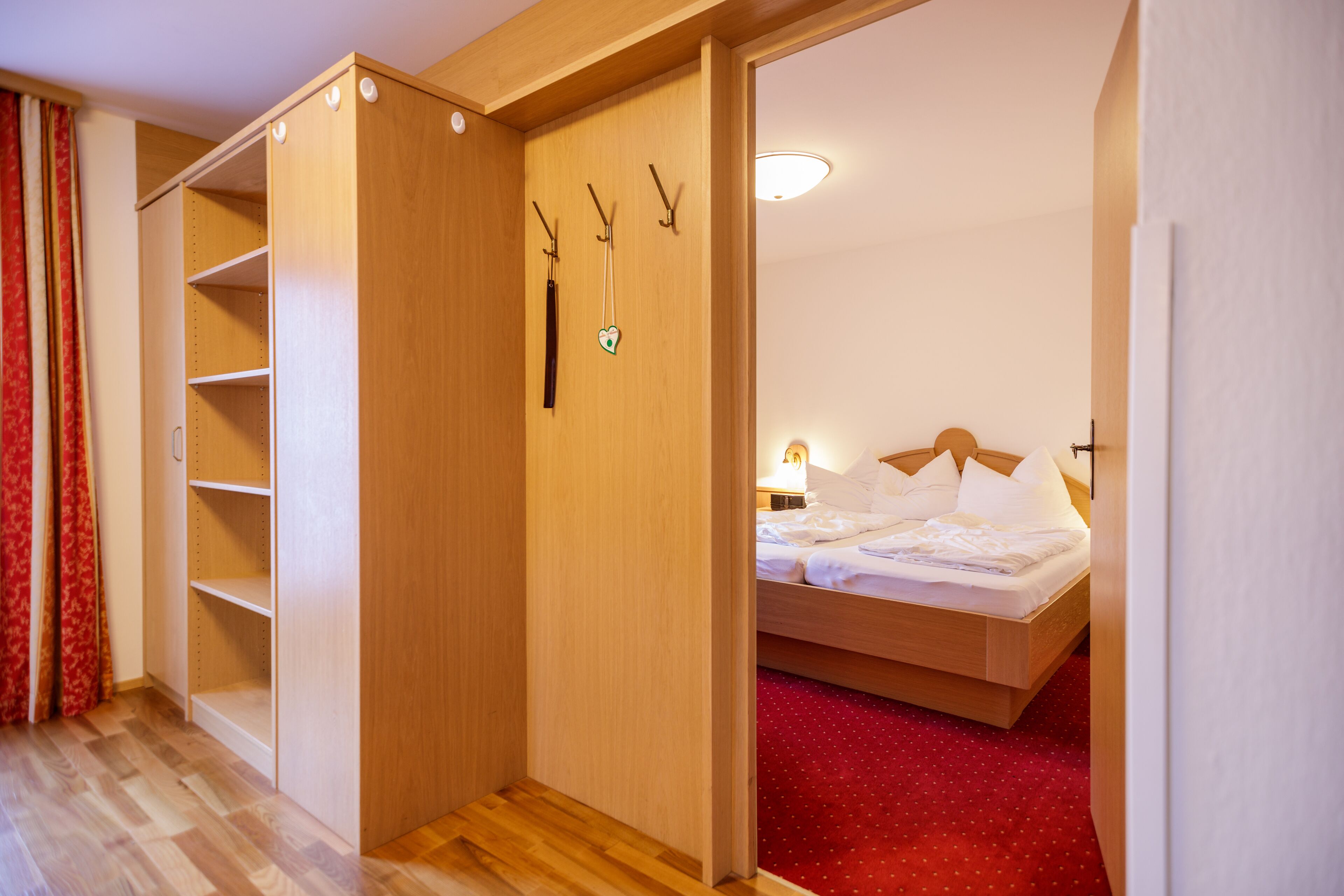 family room, balcony, mountain view | premium bedding, in-room safe, desk, free wifi