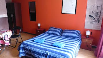 Desk, iron/ironing board, free WiFi, bed sheets