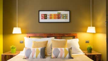 Double Room | Desk, iron/ironing board, free WiFi, bed sheets