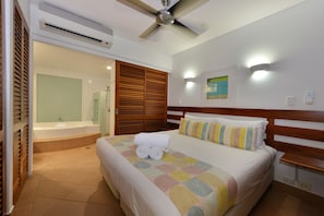 公寓, 1 间卧室, 泳池景观 | 1 多间卧室、熨斗/熨衣板、免费 WiFi