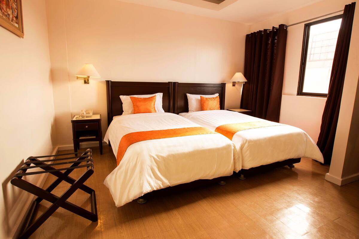 Desk, rollaway beds, free WiFi, bed sheets