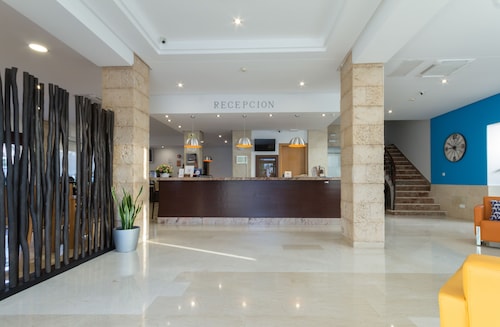 Orosol Apartments by Typic Hotels
