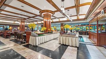 Daily buffet breakfast (THB 180 per person)