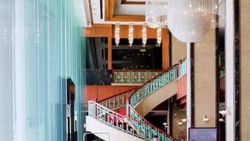 TV LED 32 pollici con canali via cavo, TV, caminetto