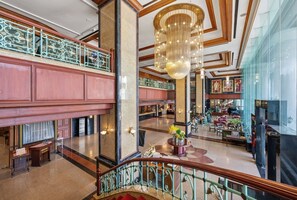 Lobby - Town In Town Hotel Bangkok (Bangkok)