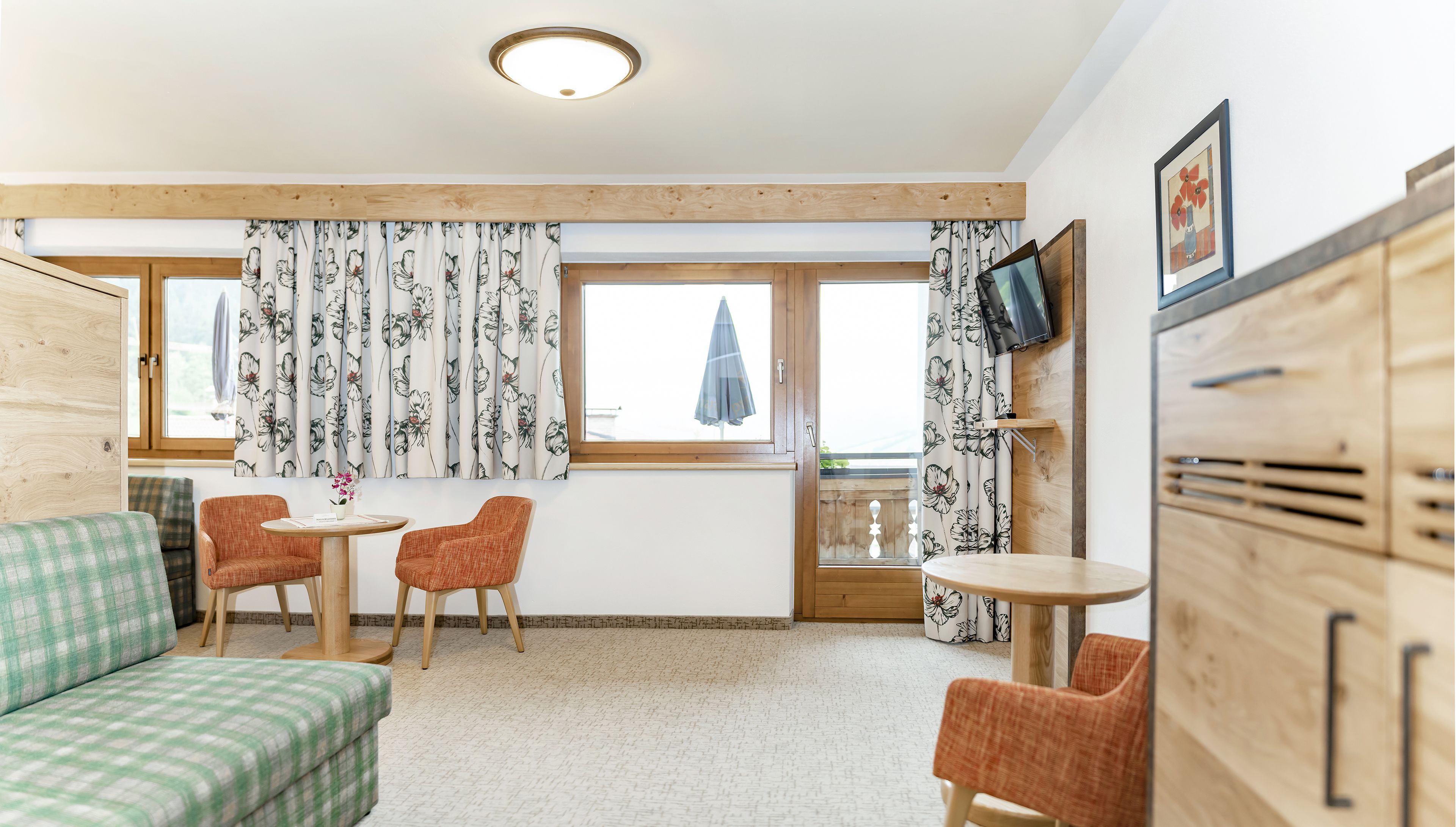 family quadruple room, mountainside | 1 bedroom, in-room safe, free wifi, bed sheets