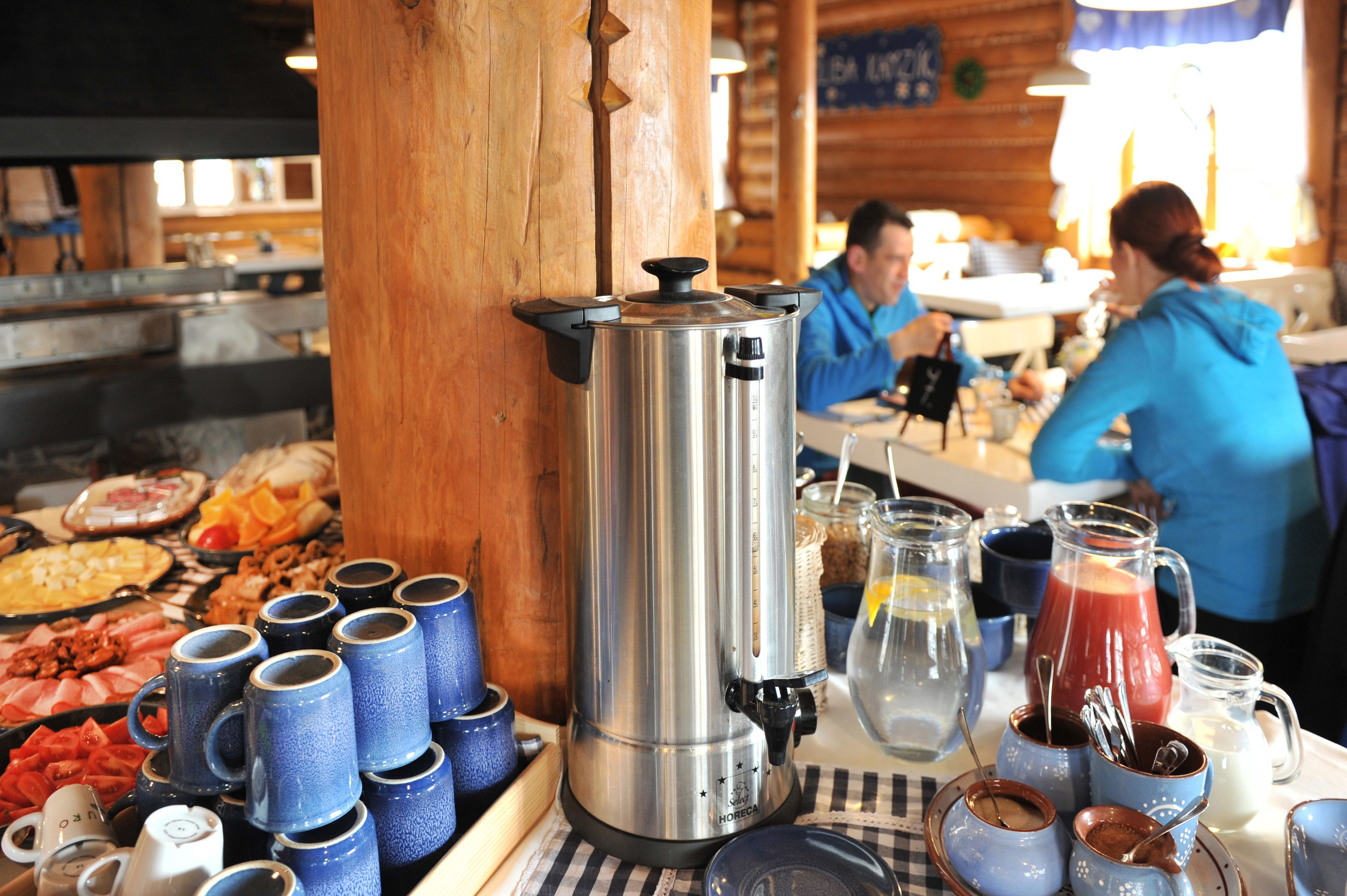 Petit déjeuner continental compris tous les jours