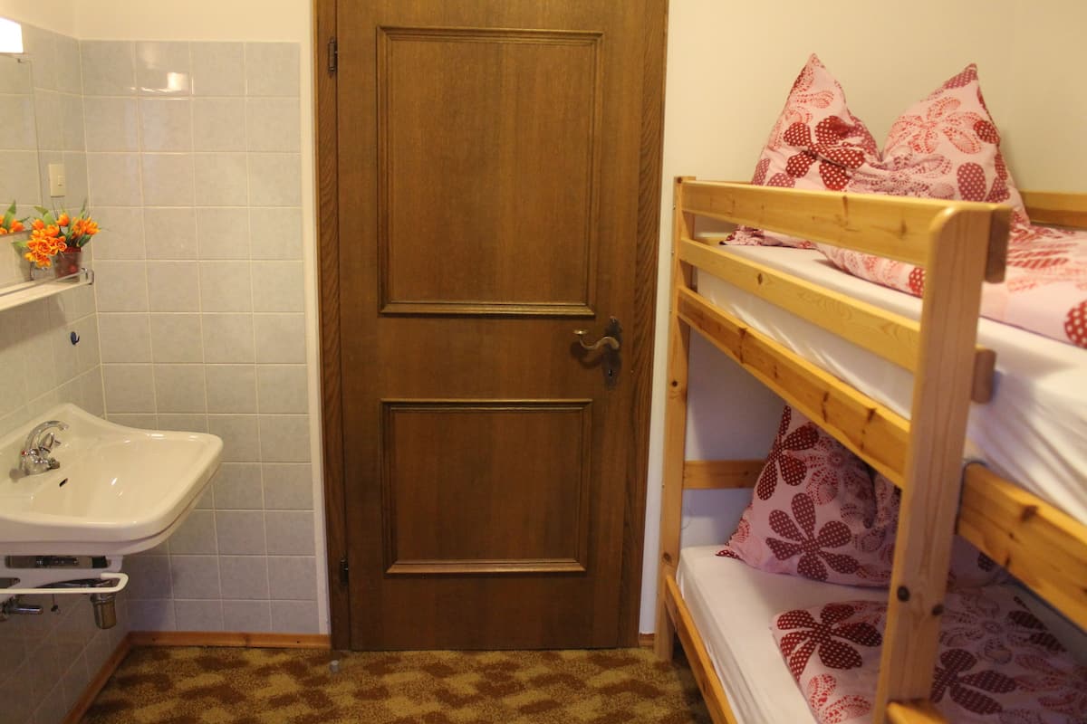 Double Room, Shared Bathroom, River View | Cribs/infant beds, free WiFi, bed sheets
