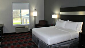 Desk, iron/ironing board, free cribs/infant beds, rollaway beds - Holiday Inn Express & Suites Bonham by IHG (Bonham)