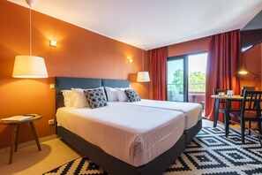 Economy Double or Twin Room | Desk, blackout curtains, soundproofing, iron/ironing board - Topazio Vibe Beach Hotel & Apartments - Adults Friendly (Albufeira)