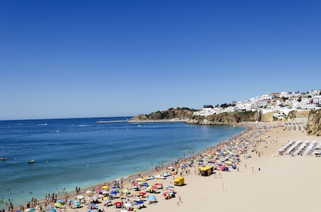 Beach nearby, white sand. Topazio Vibe Beach Hotel & Apartments - Adults Friendly