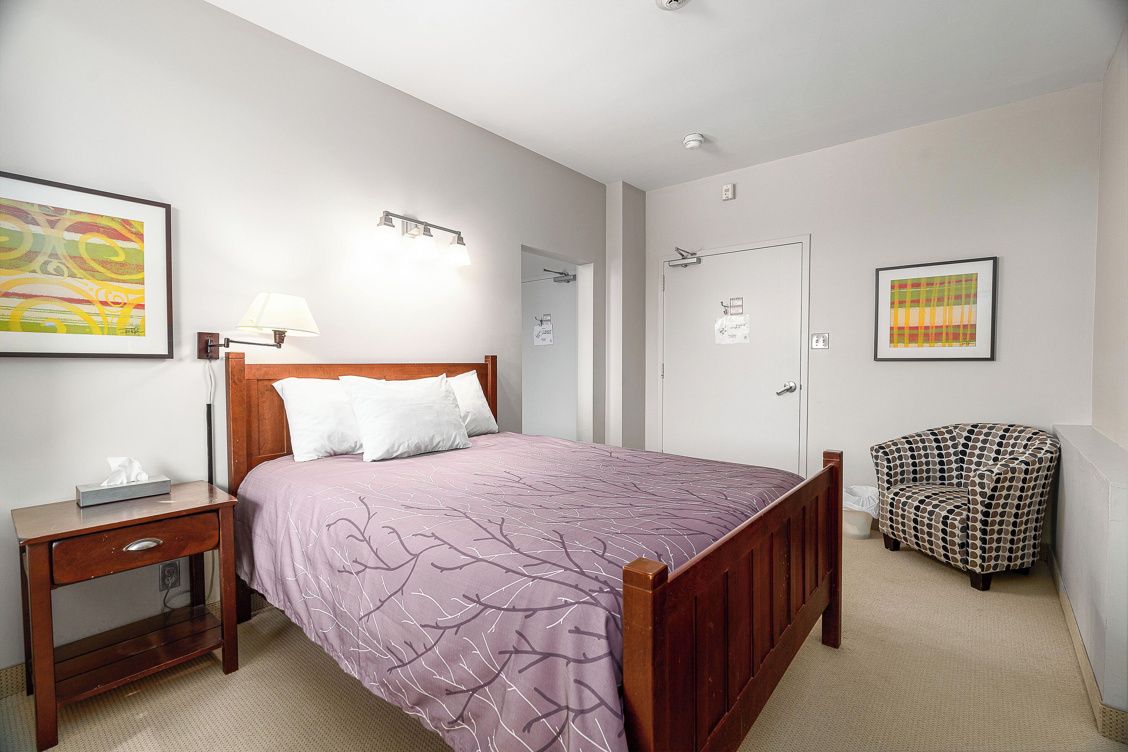 Queen & Single Beds with Half Washroom