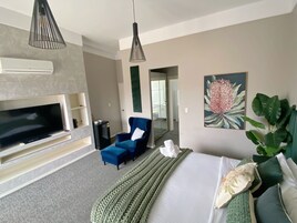 Luxury Room | 1 bedroom, premium bedding, desk, blackout drapes