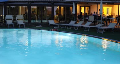 Hotel Cala Mirto