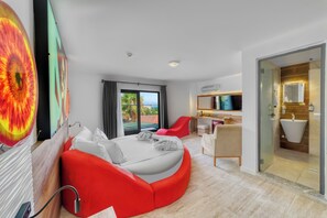 Luxe beddengoed, een minibar, een kluis op de kamer, gratis wifi