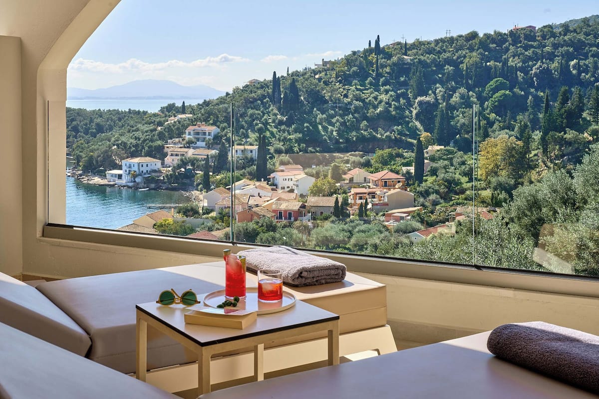Grand Terrace Lavish Sea View Room | 1 chambre, literie de qualité supérieure