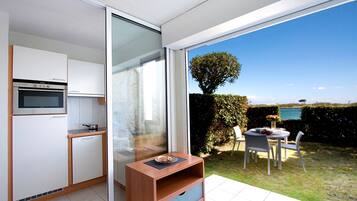 Apartment, 1 Bedroom | Terrace/patio