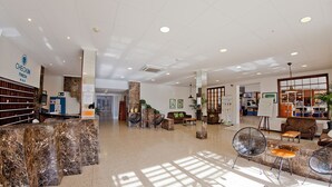 Lobby - Hotel Checkin Pineda (Pineda de Mar)