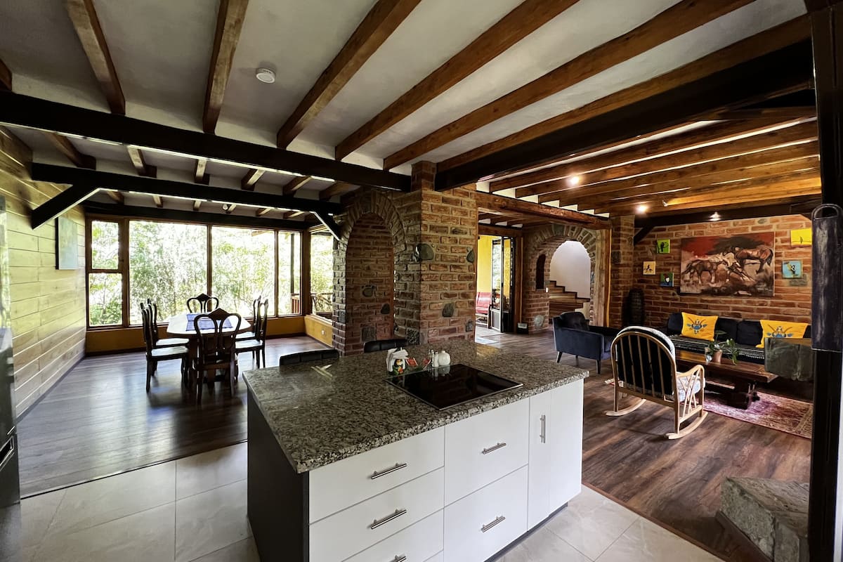 family house, 2 bedrooms | private kitchen | coffee/tea maker, eco-friendly cleaning products