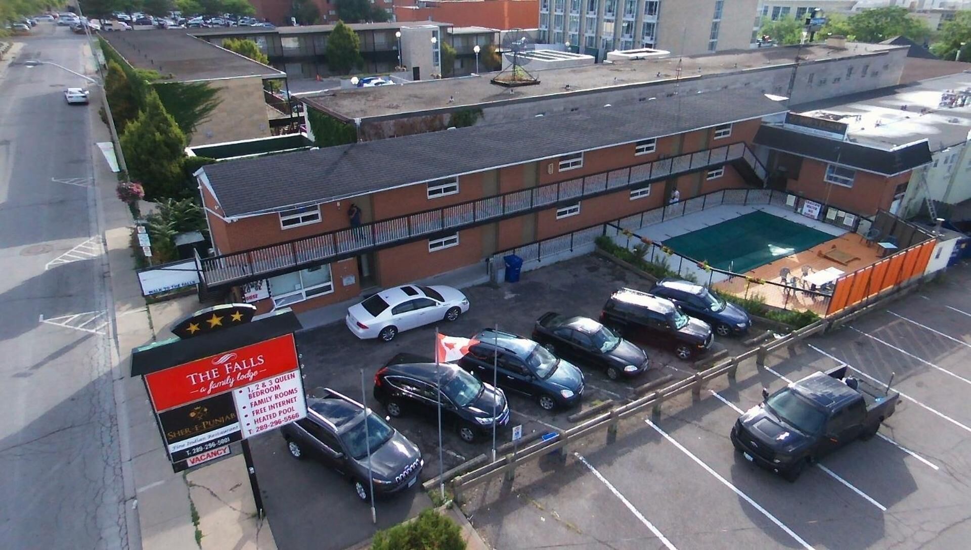 Foto - The Falls Family Lodge